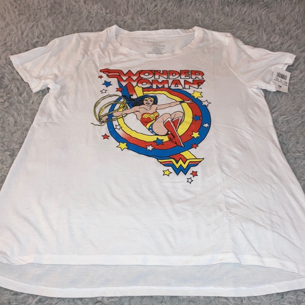 NWT Wonder Women T-Shirt